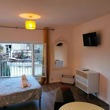 Apartament 10