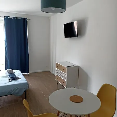 Apartament 10