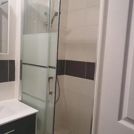 10 * Ruffec (Charente)