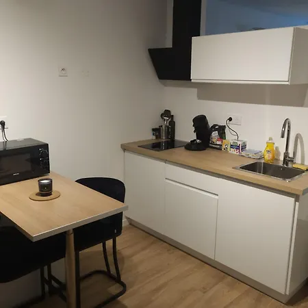 10 Apartament Ruffec (Charente)